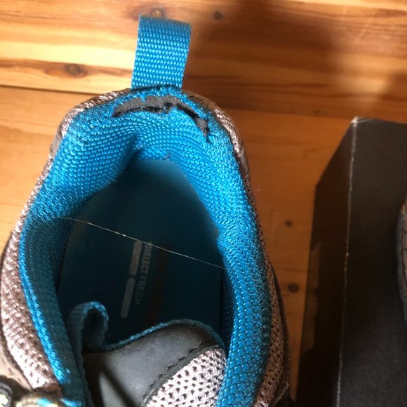 Merrell Women's Falcon Size 8 Hiking Shoes Running - Picture 4 of 12